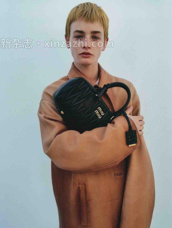 [图片5]-BAZAAR杂志《Harper’s BAZAAR(ハーパーズ・バザー) 2023年4月号 (2023-02-20)》高清全本下载插图-新杂志-提供高质量日系杂志